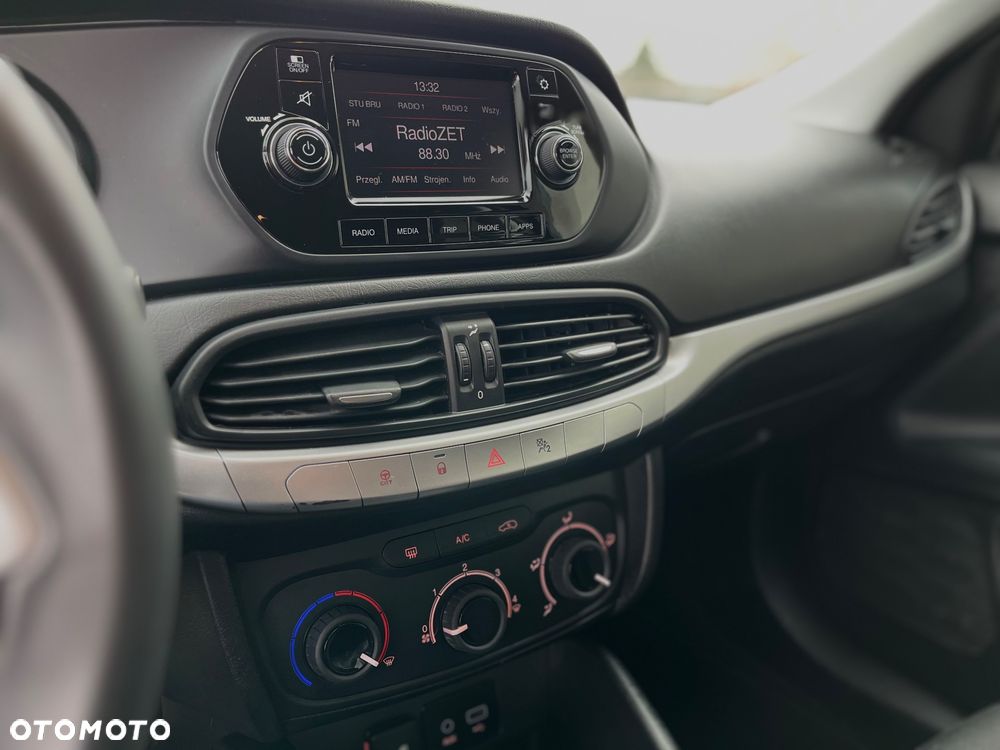 Fiat Tipo 1.4 16V More - 8