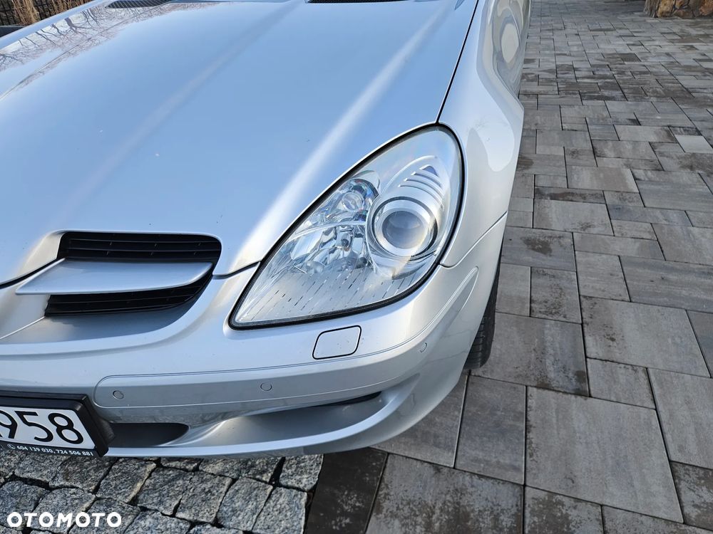 Mercedes-Benz SLK 300 Sport Edition - 12