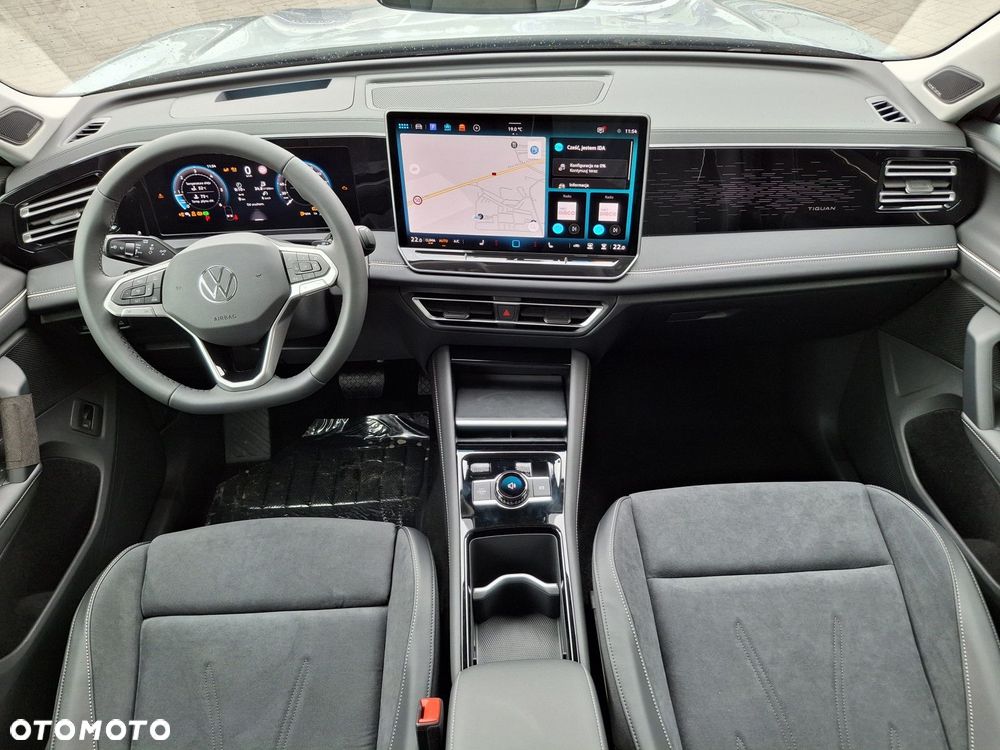 Volkswagen Tiguan 2.0 TDI Elegance DSG - 9