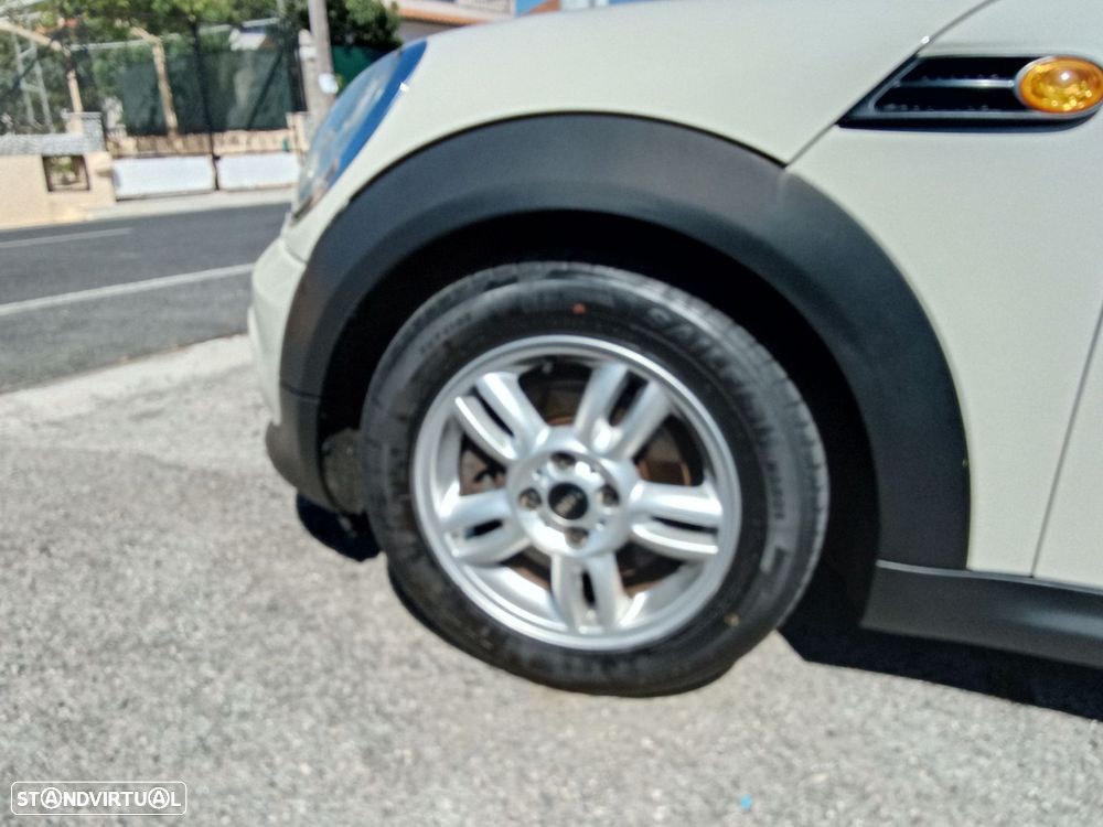 MINI 3 Portas One 1.6 - 8