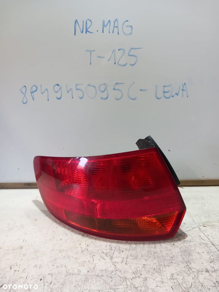 LAMPA LEWA TYŁ AUDI A3 8P 8P4945095C - 1