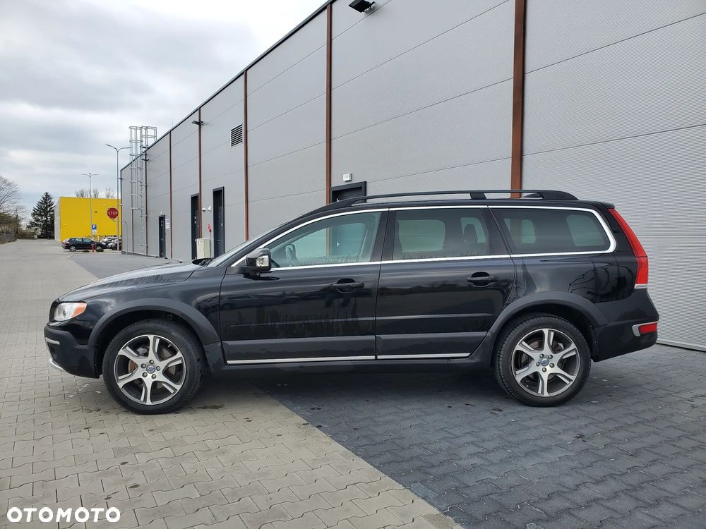 Volvo XC 70 T6 AWD Momentum - 5