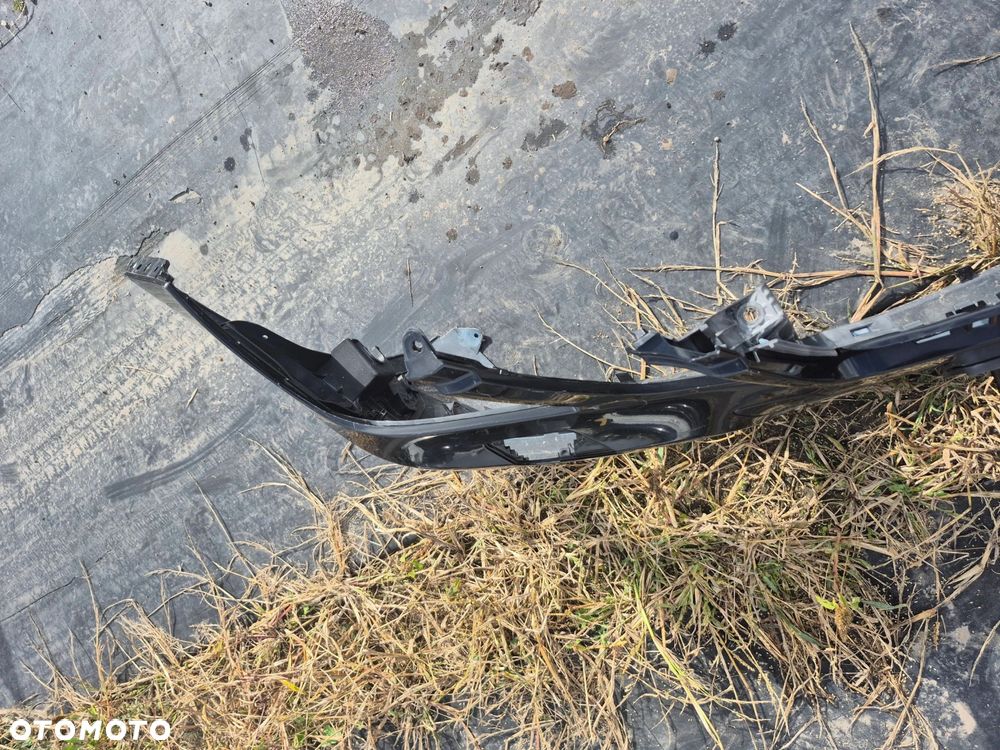 Zderzak Przód Mercedes 212 Przed Lift 2009-2012r - 4