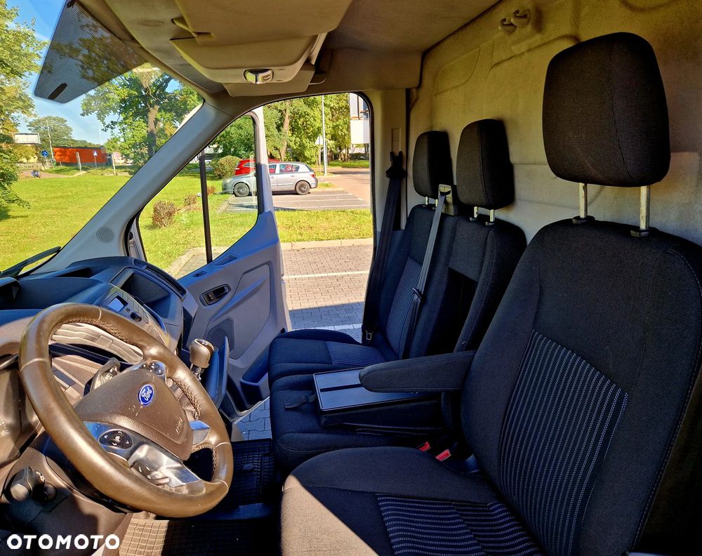 Ford Transit - 18