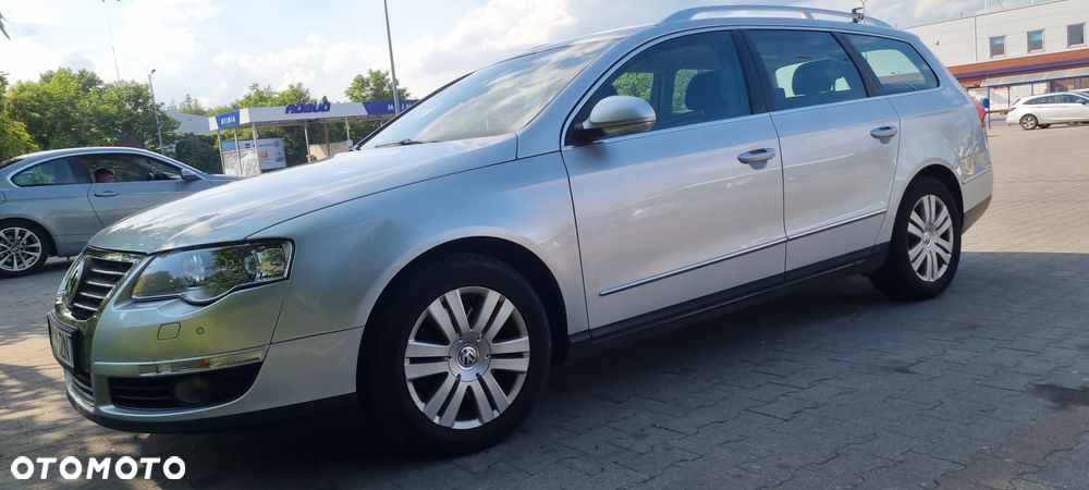 Volkswagen Passat 2.0 TDI DPF Highline - 4