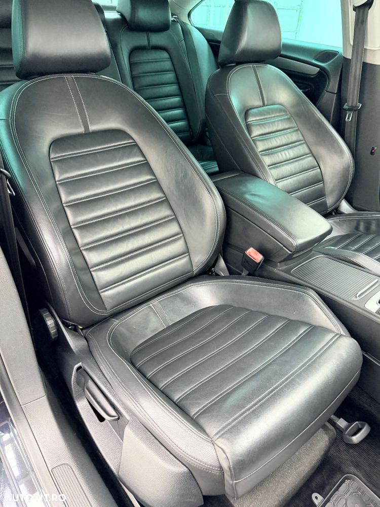 Volkswagen Passat CC 2.0 TDI BlueMotion Technology Exclusive - 20