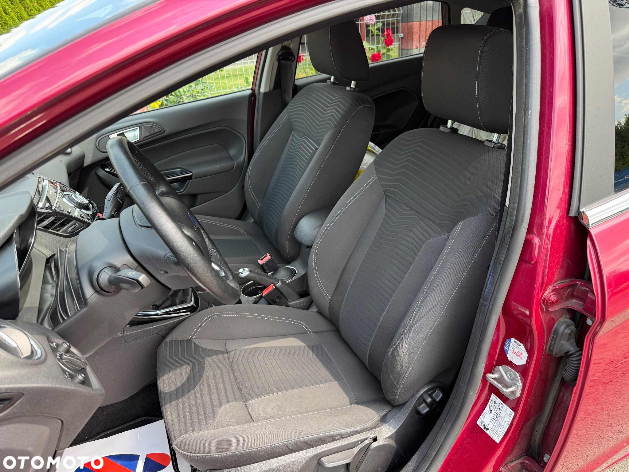 Ford Fiesta 1.0 EcoBoost S&S TITANIUM - 21