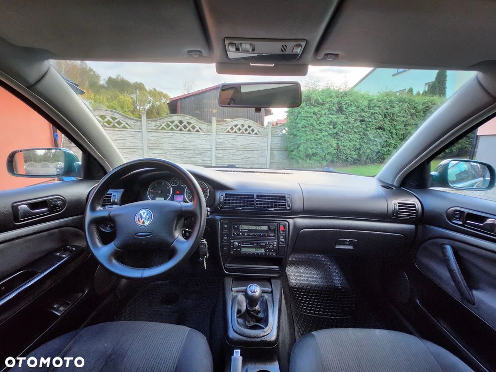 Volkswagen Passat - 8