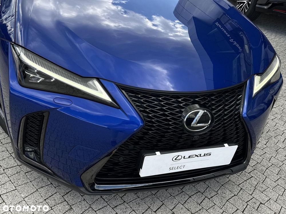 Lexus UX - 27
