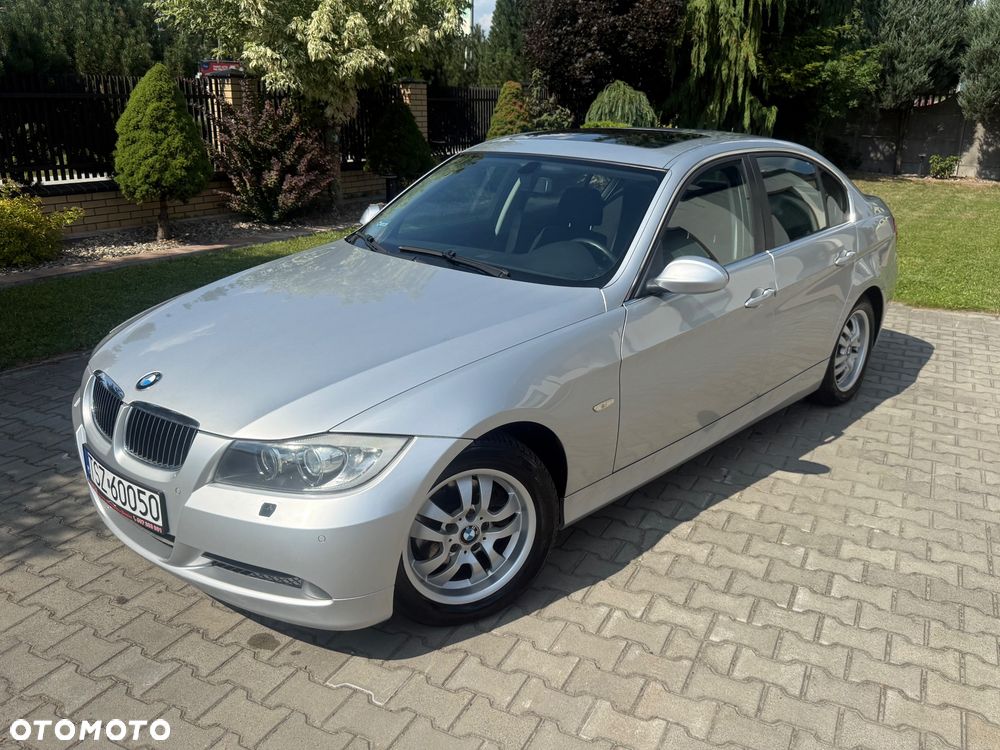 BMW Seria 3 325i - 9