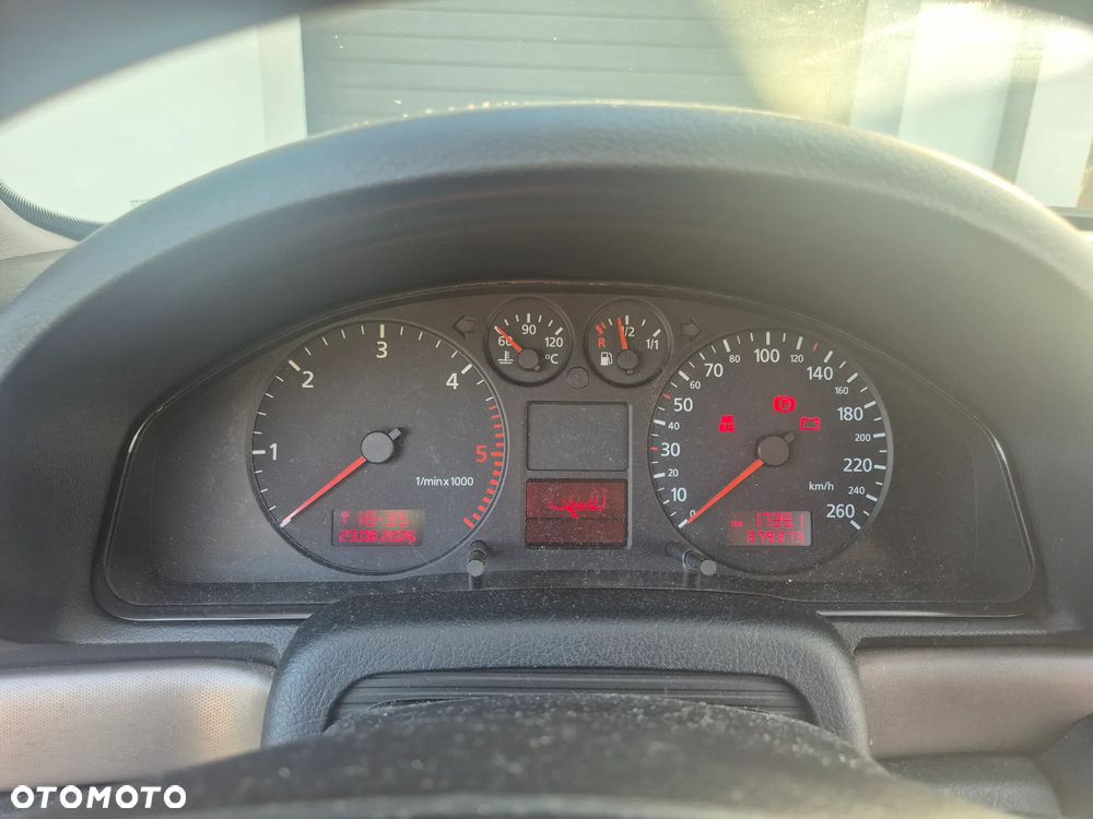 Audi A4 Avant - 6