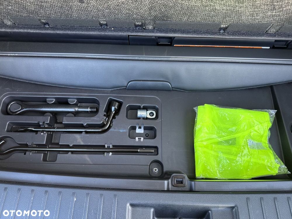 Toyota Highlander - 16