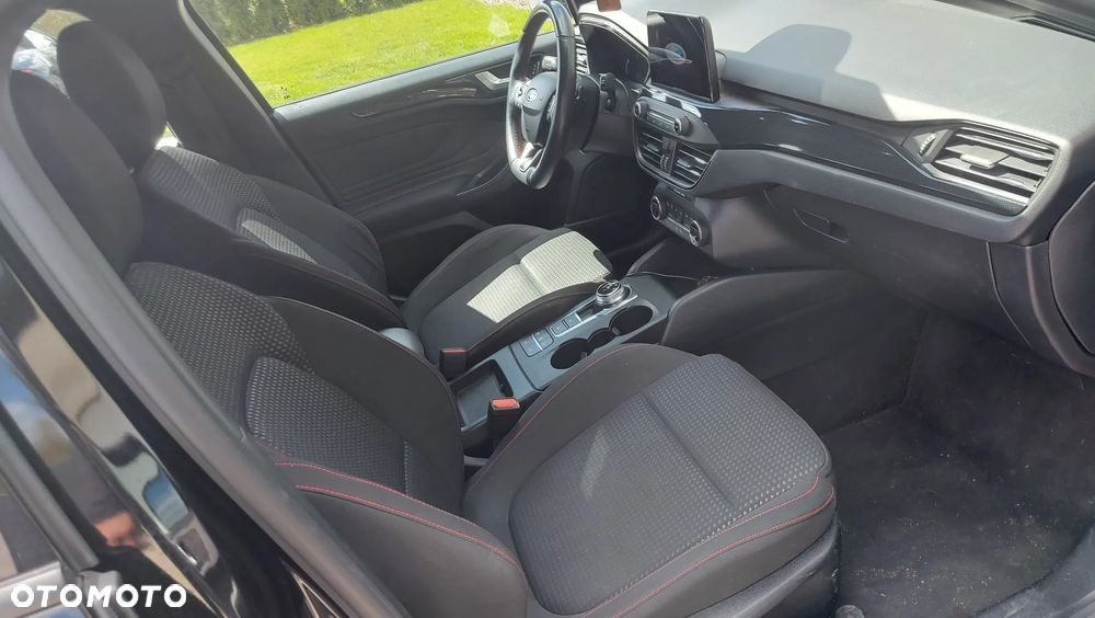 Ford Focus SW 1.0 EcoBoost ST-Line ASS PowerShift - 18