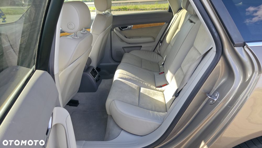 Audi A6 Avant 2.0 TDI - 17