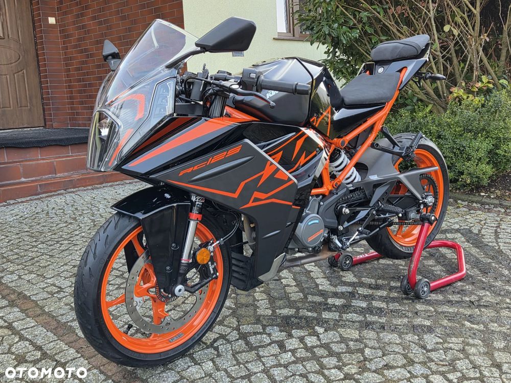 KTM RC 125 - 1