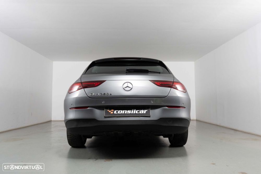 Mercedes-Benz CLA 250 e Shooting Brake Progressive - 6