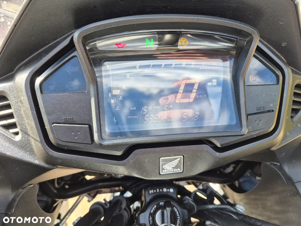 Honda VFR - 11