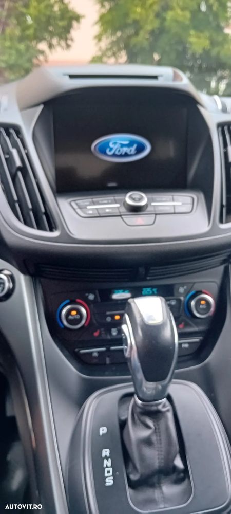 Ford Kuga 1.5 EcoBoost TITANIUM - 8