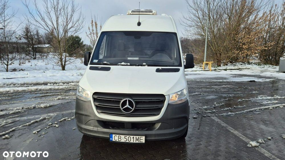 Mercedes-Benz Sprinter - 3