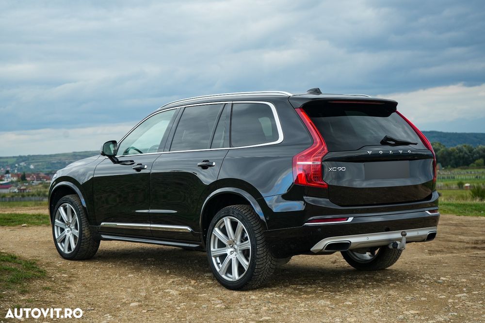 Volvo XC 90 D5 AWD Geartonic First Edition - 29