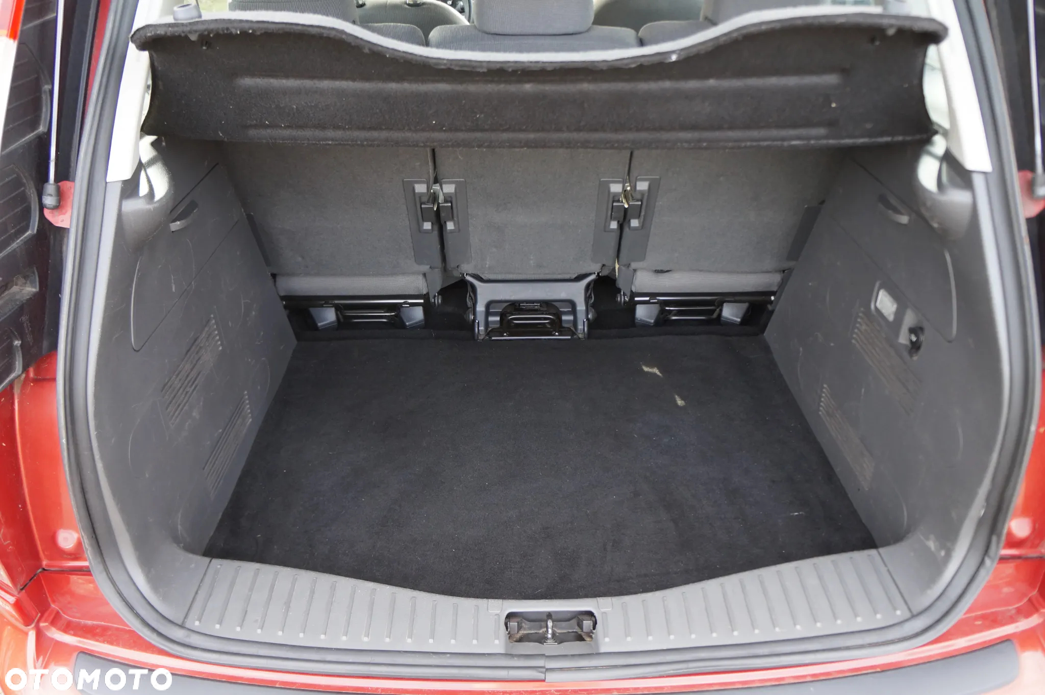 Ford C-MAX - 17