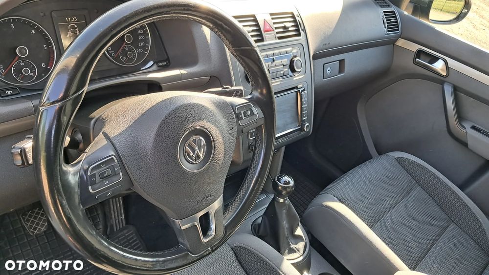 Volkswagen Touran 1.6 TDI DPF Trendline Perfectline - 20