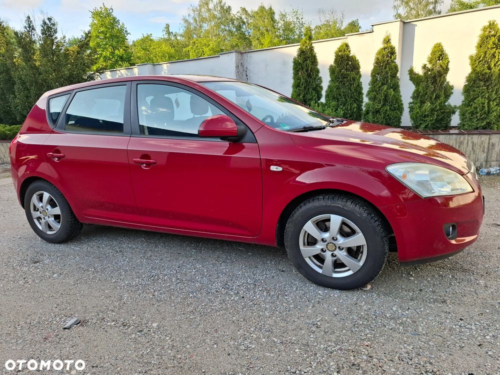 Kia Ceed 1.4 Comfort + - 4