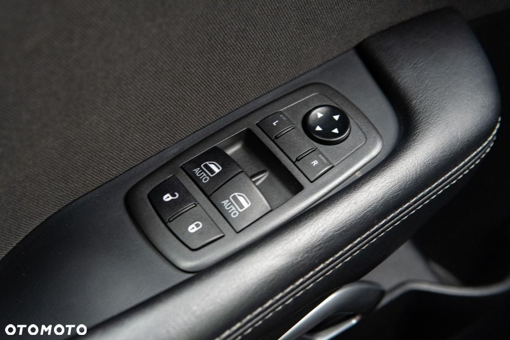Dodge Challenger 3.6 SXT - 31