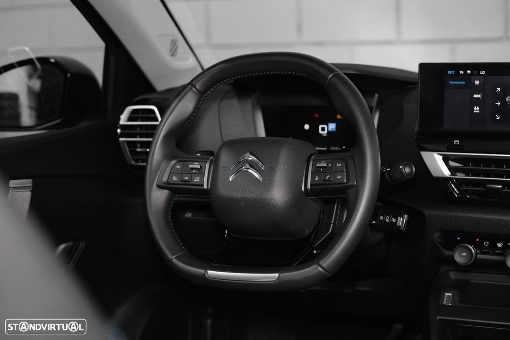 Citroën C4 X 1.2 PureTech Plus EAT8 - 35