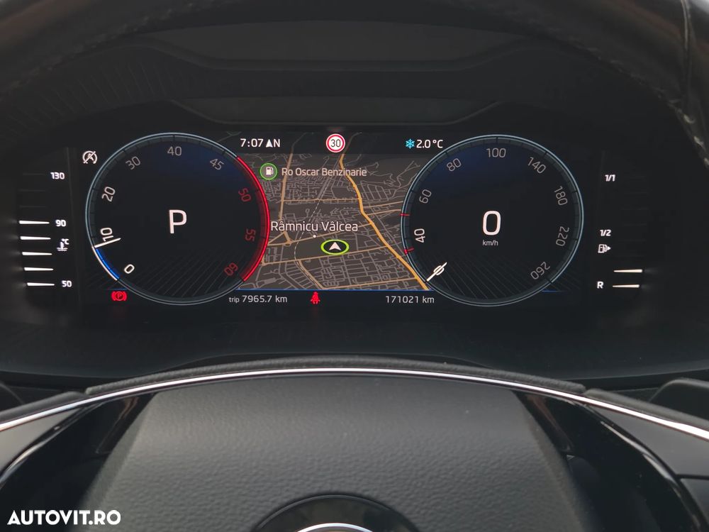 Skoda Karoq 2.0 TDI SCR 4x4 DSG Sportline - 13