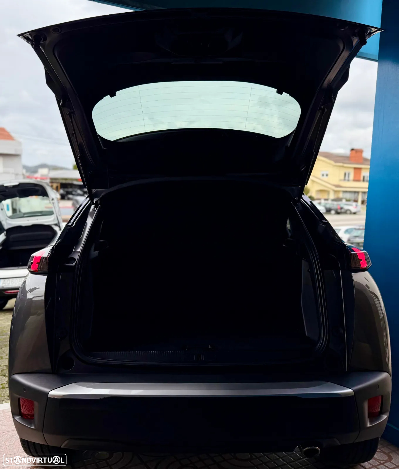Peugeot 2008 1.5 BlueHDi Allure - 24
