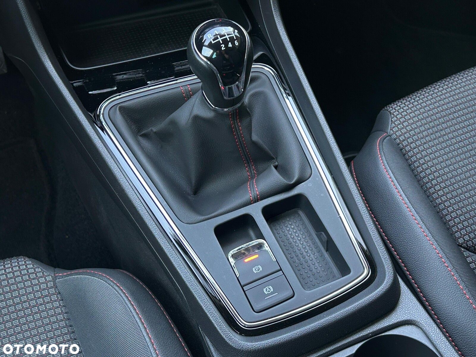 Seat Leon 1.5 EcoTSI Evo FR S&S - 24