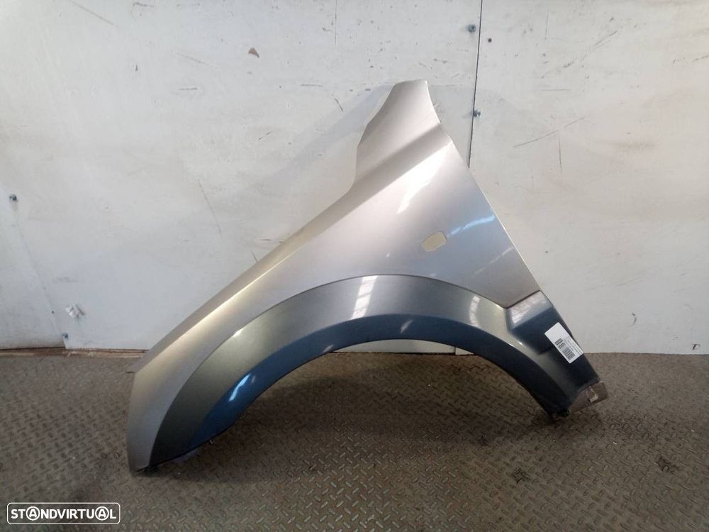 GUARDA-LAMAS FRENTE ESQUERDO KIA SORENTO I 2.5 CRDI 140CV 2497CC - 1