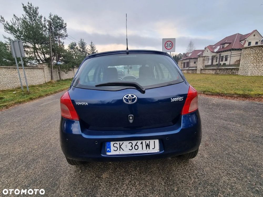 Toyota Yaris 1.3 Sol - 10