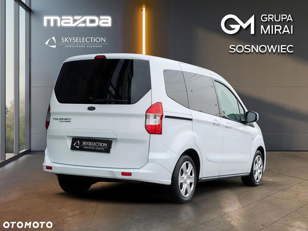 Ford Tourneo Courier 1.0 EcoBoost Trend - 6