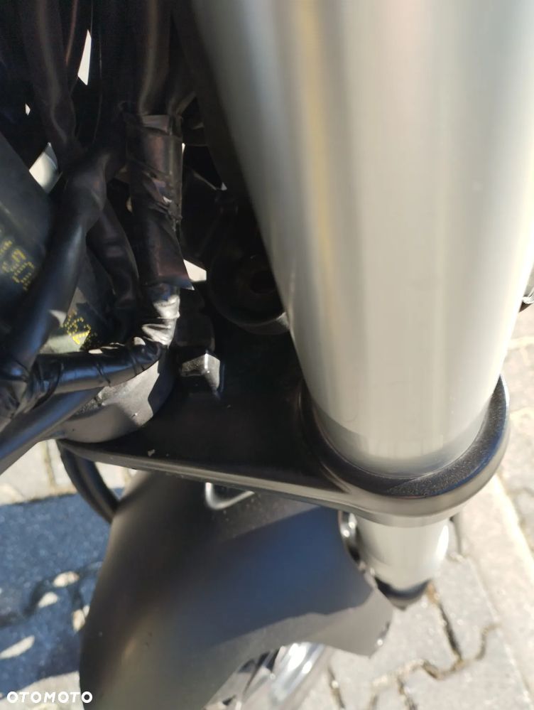 Yamaha MT - 4