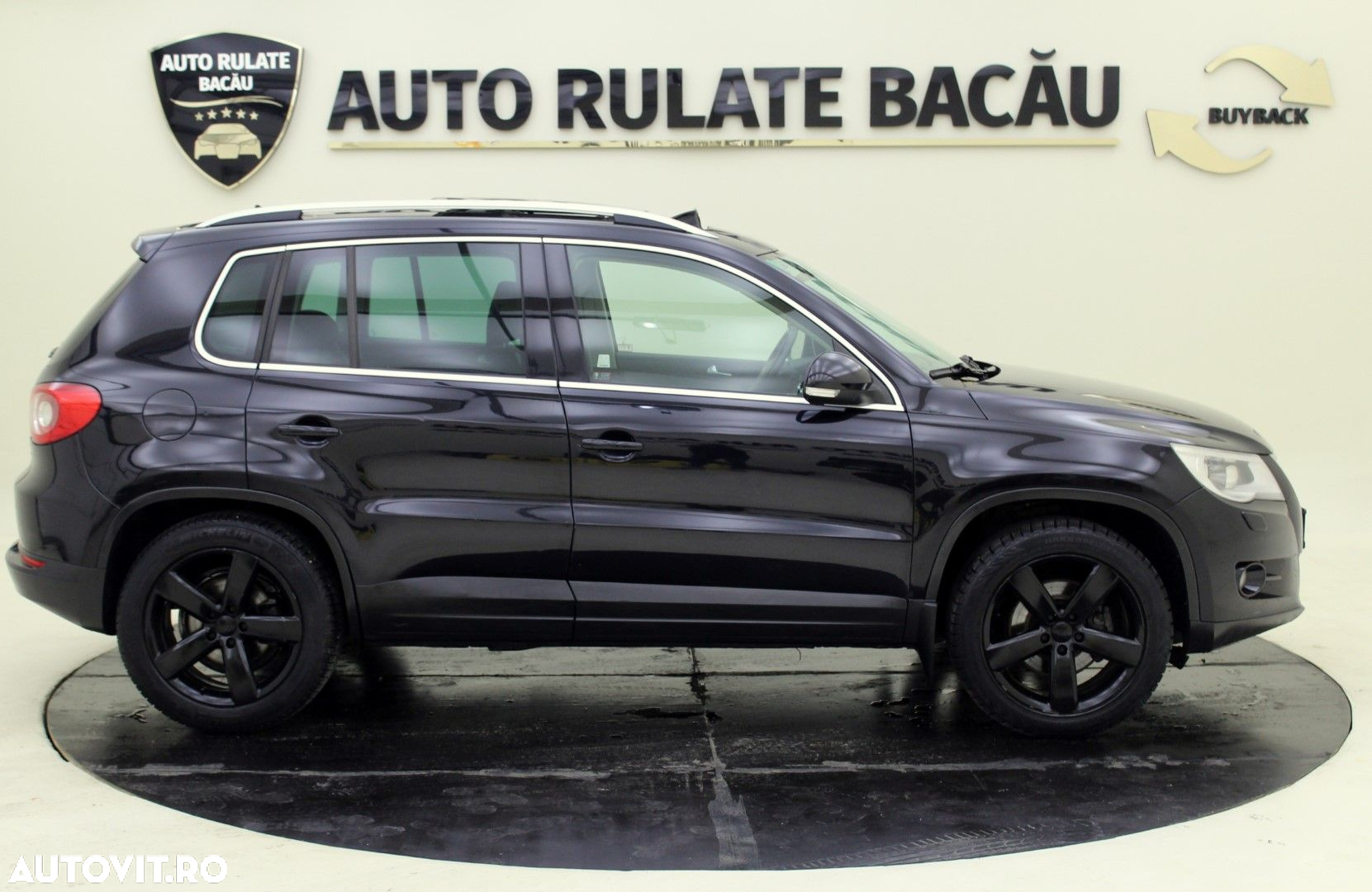 Volkswagen Tiguan - 4