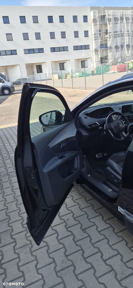 Peugeot 5008 2.0 BlueHDi GT S&S EAT8 - 17
