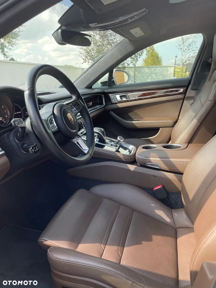 Porsche Panamera Turbo - 3