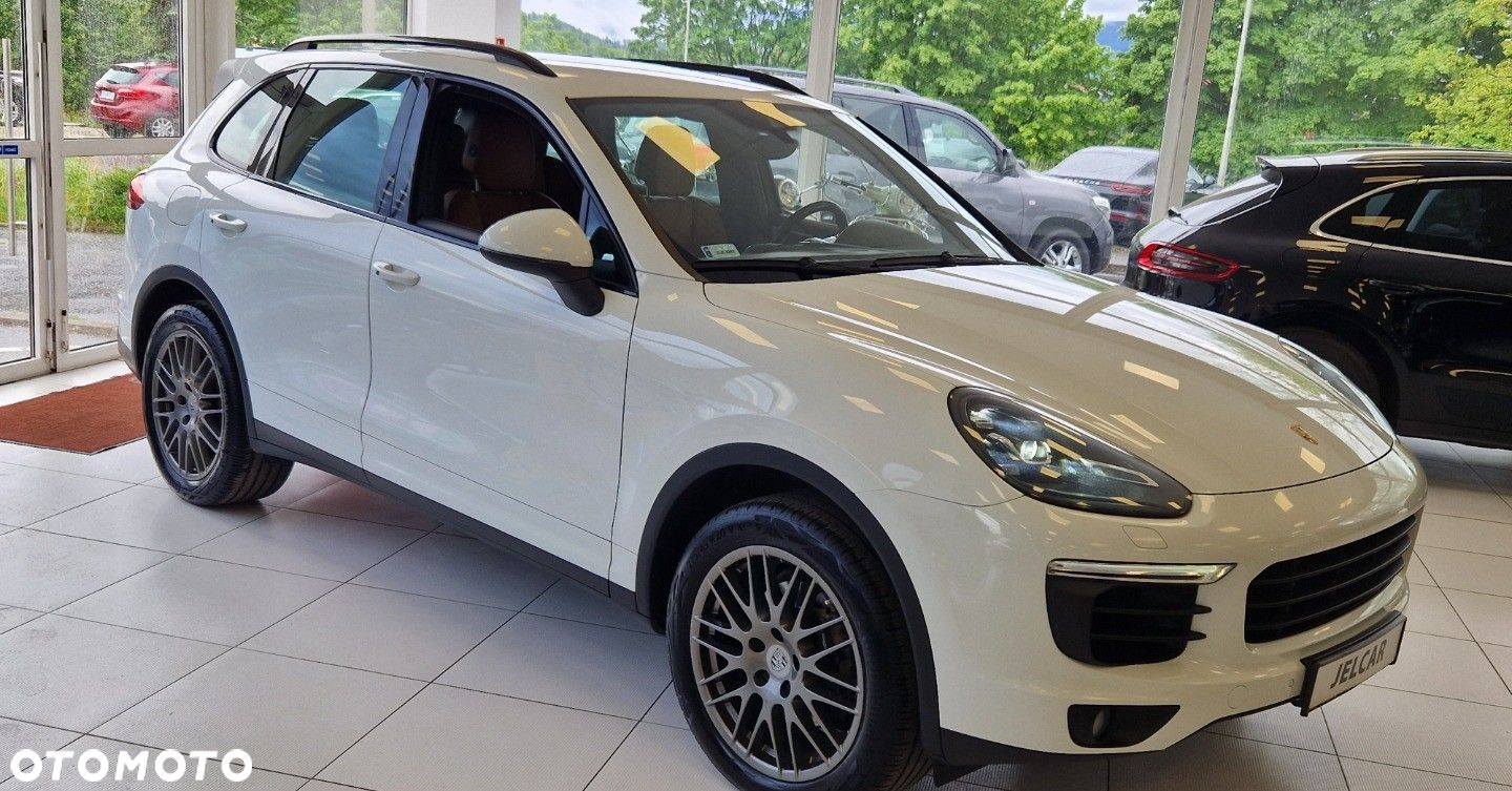 Porsche Cayenne - 6
