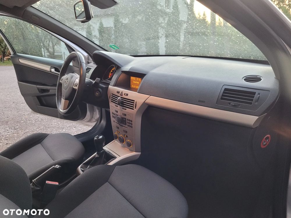 Opel Astra 1.6 Innovation - 13