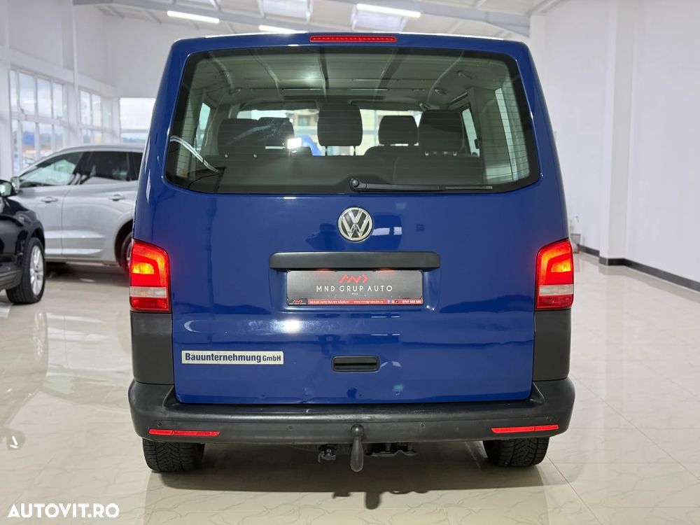Volkswagen Caravelle - 5