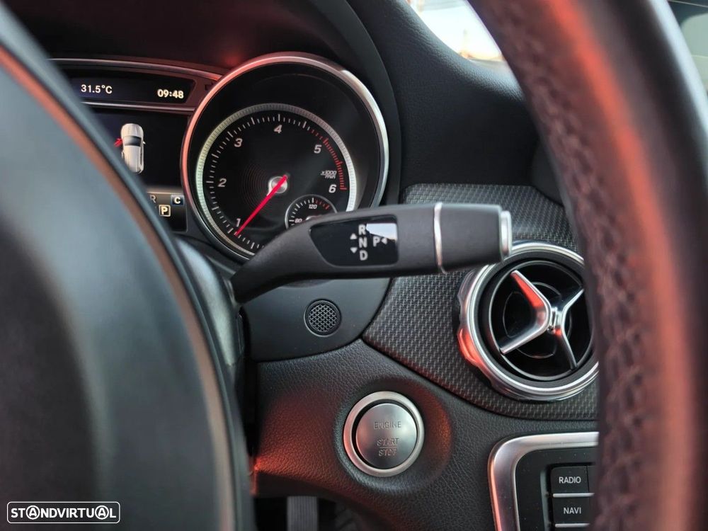 Mercedes-Benz GLA 180 d Aut. - 18