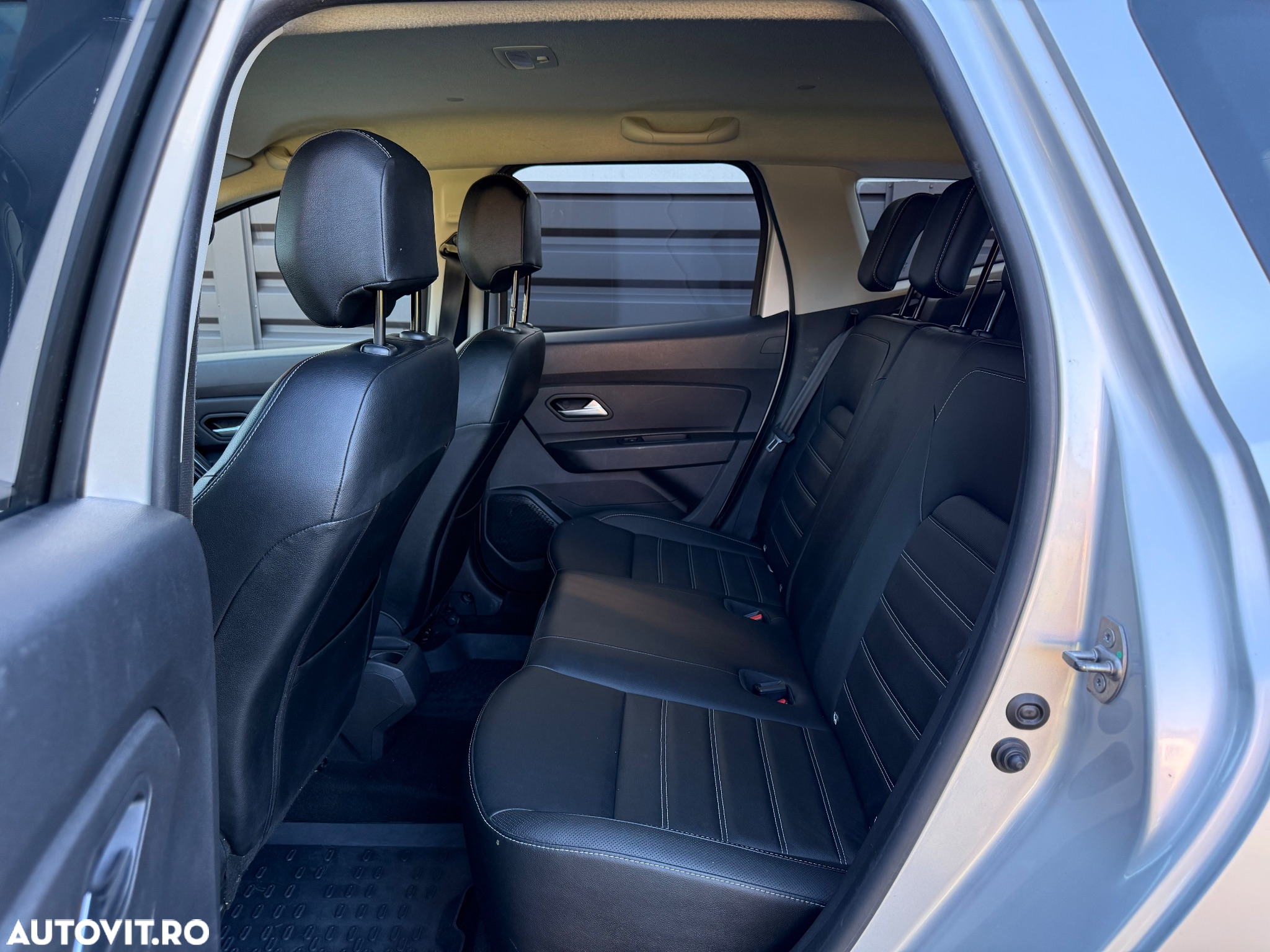 Dacia Duster dCi 110 FAP 4x4 Prestige - 6