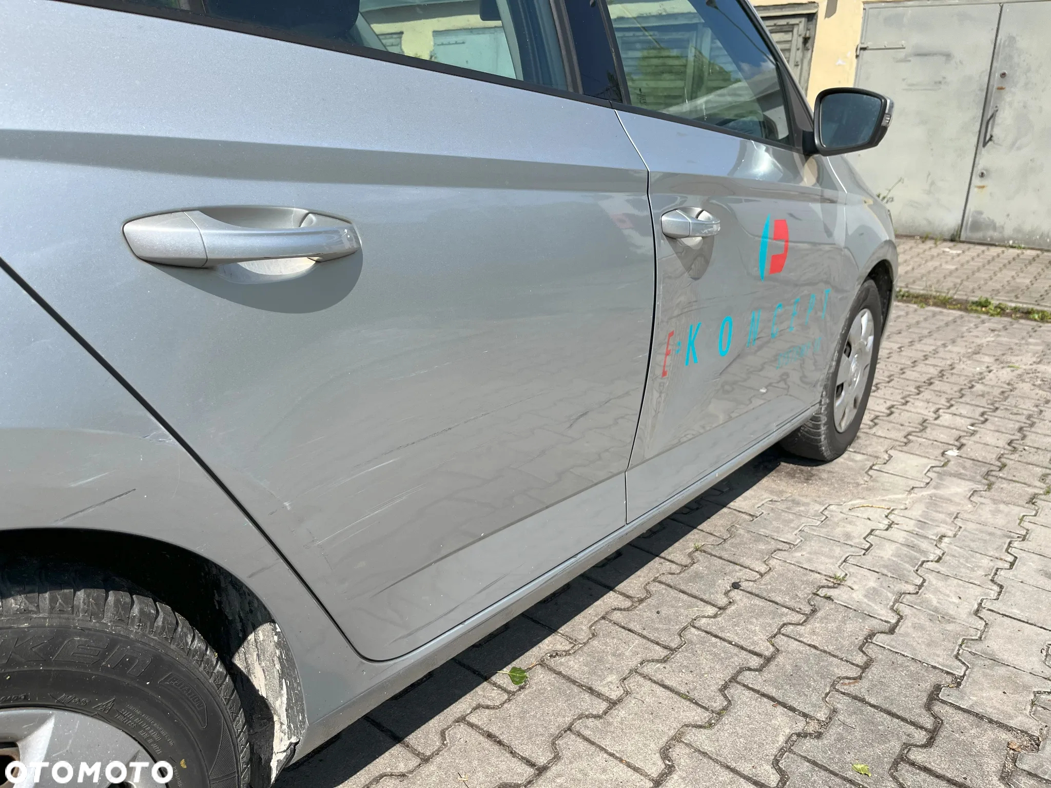Skoda Fabia 1.2 TSI Active - 6