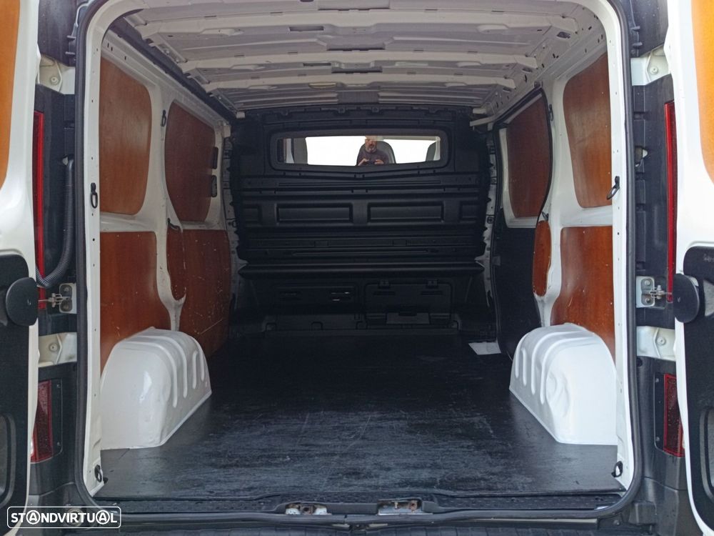 Renault Trafic 1.6 dCi L1H1 1.2T - 9