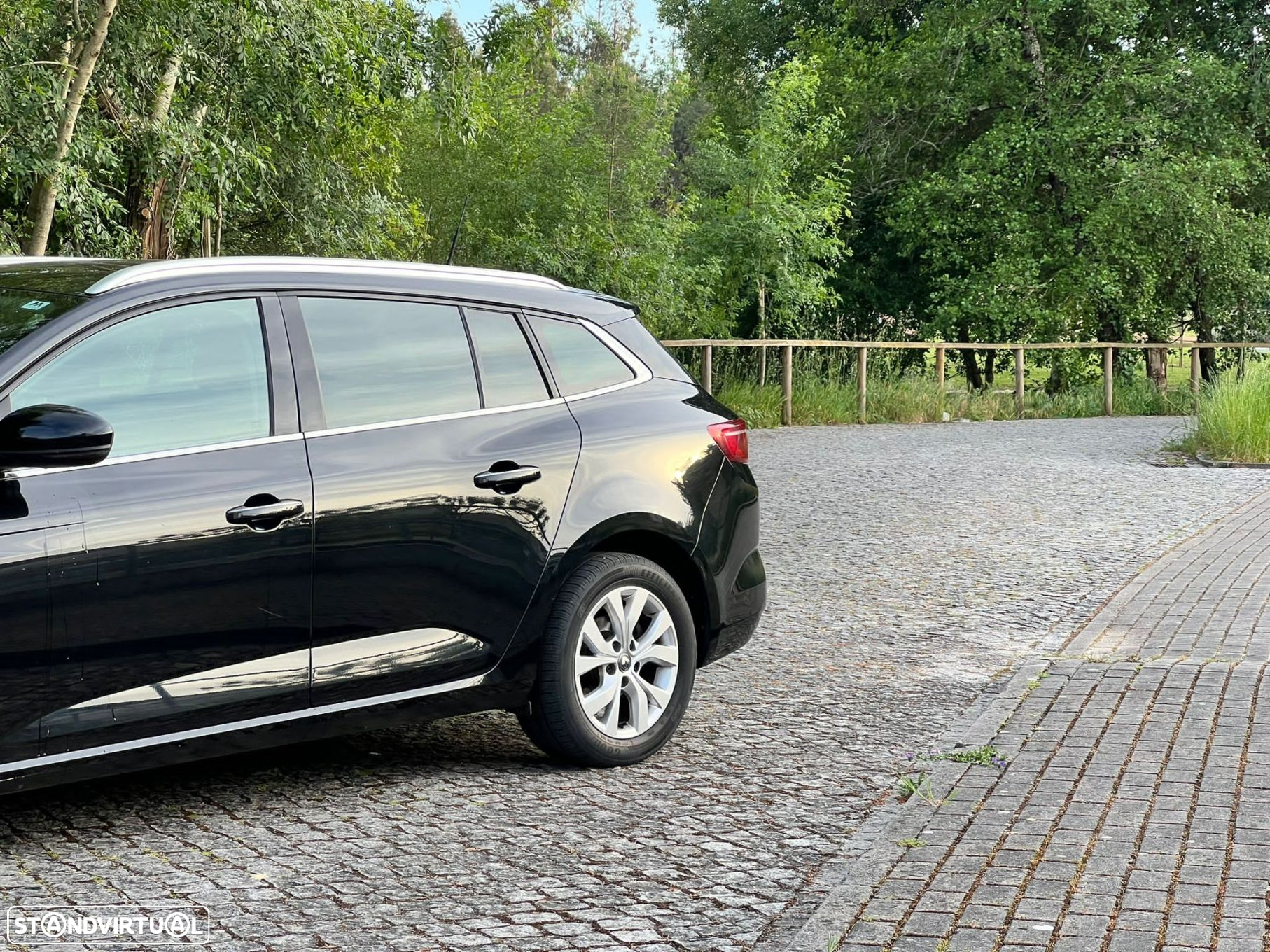 Renault Mégane Sport Tourer 1.3 TCe Limited - 6