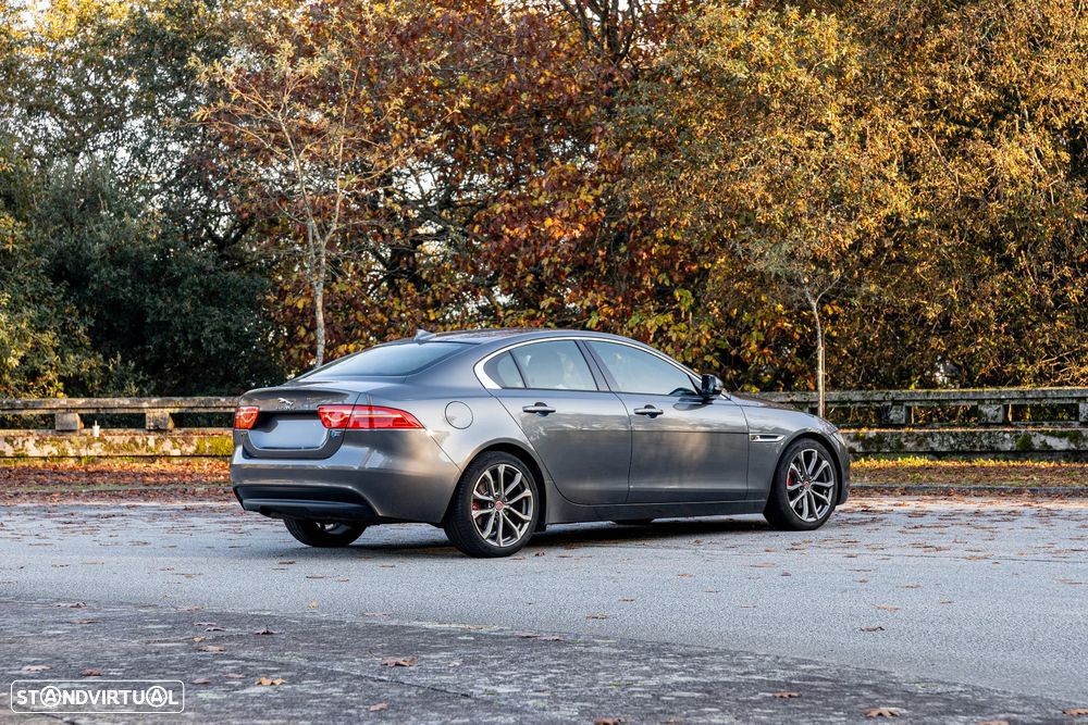 Jaguar XE E-Performance Aut. Prestige - 3