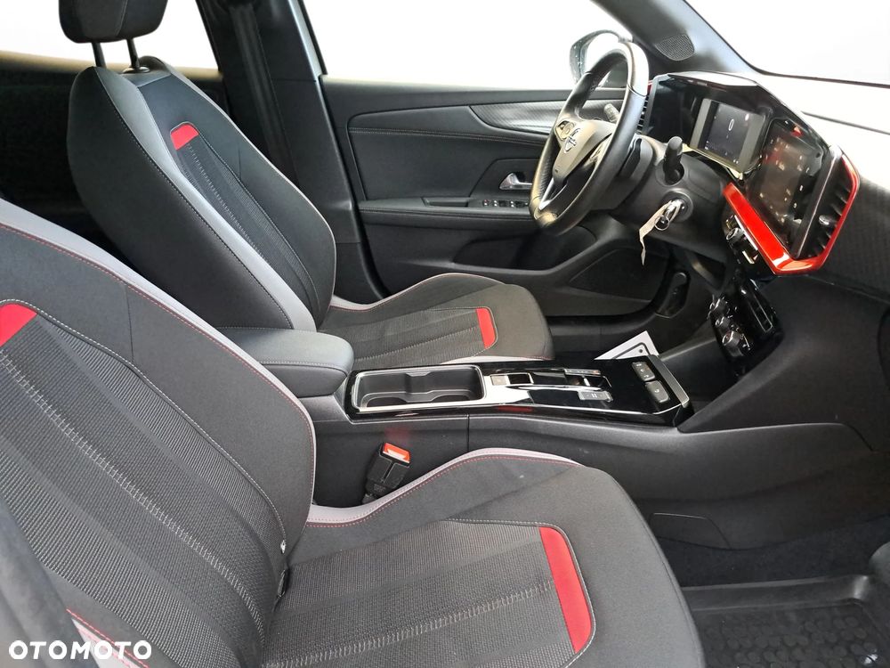 Opel Mokka 1.2 T GS Line S&S - 13