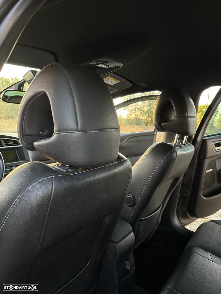 DS DS4 Crossback 1.6 BlueHDi So Chic - 27